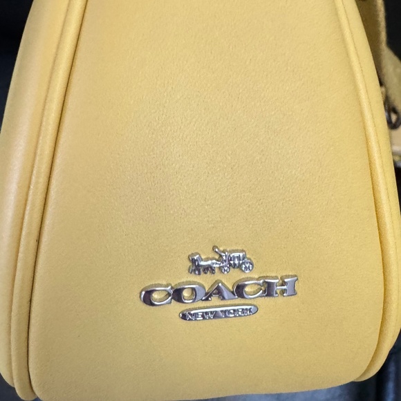 Coach Teri Shoulder Bag With Signature Quilting Silver/retro yellow - Picture 6 of 12